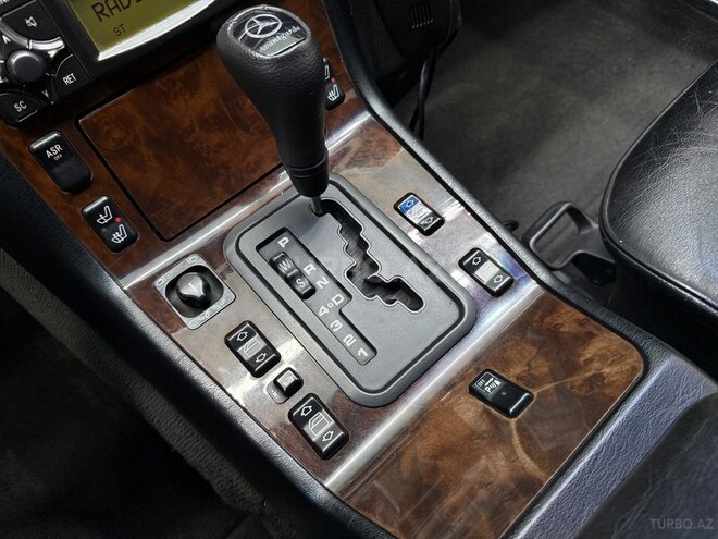 Mercedes S 320-16