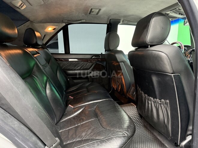Mercedes S 320-12