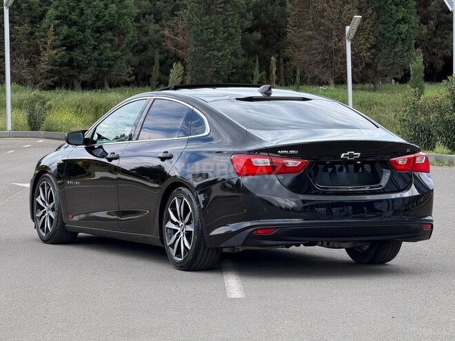 Chevrolet Malibu-9