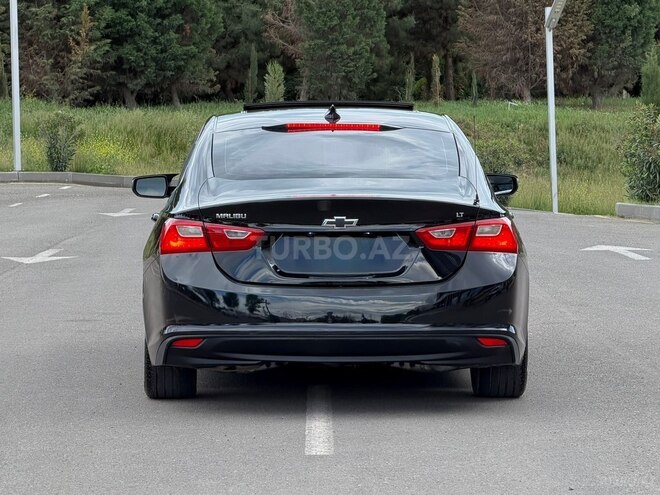 Chevrolet Malibu-8