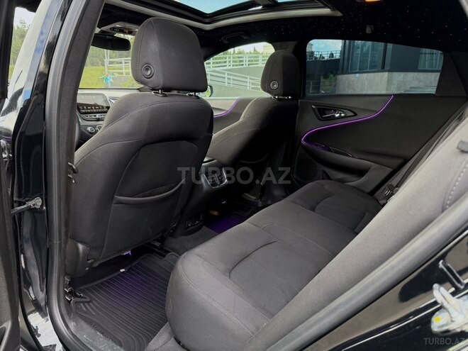 Chevrolet Malibu-12