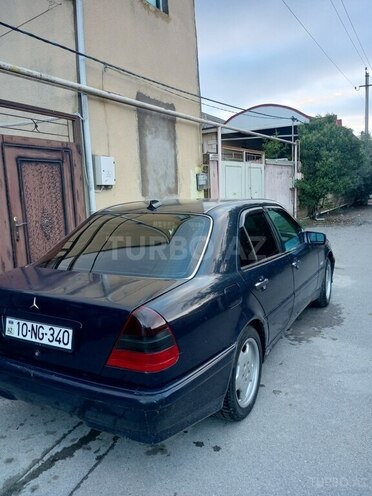 Mercedes C 200-4