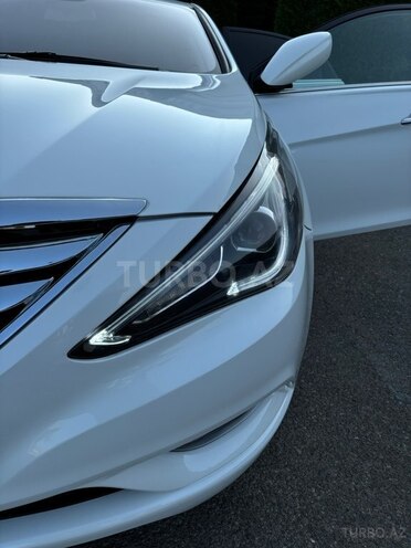 Hyundai Sonata-7