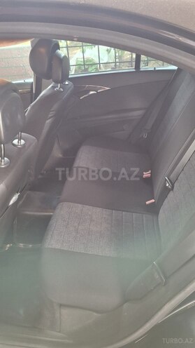Mercedes E 280-15