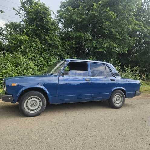 LADA (VAZ) 2107-4