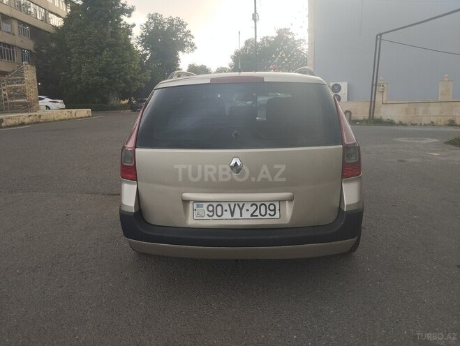 Renault Megane-6