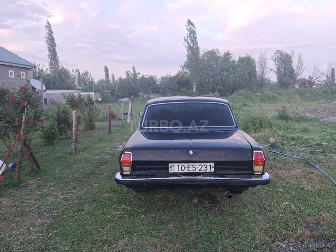 GAZ 24 "Volga"-12