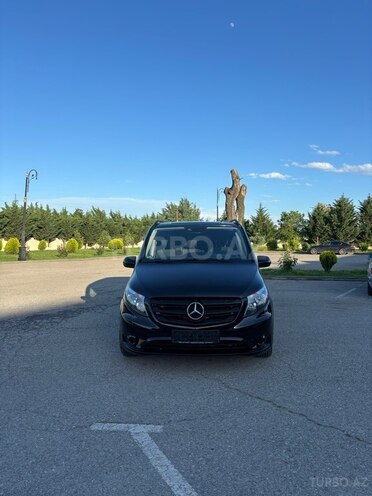 Mercedes  2019, 215,395 km - 2.7 l - Xaçmaz