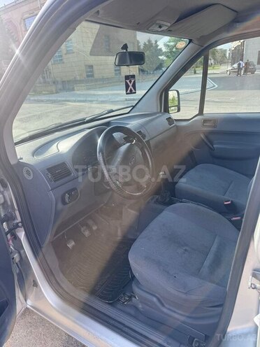 Ford Tourneo Connect-6