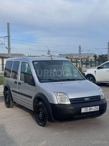Ford Tourneo Connect-12