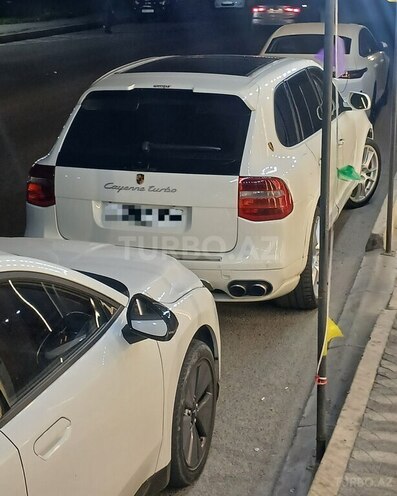 Porsche Cayenne Turbo S-9