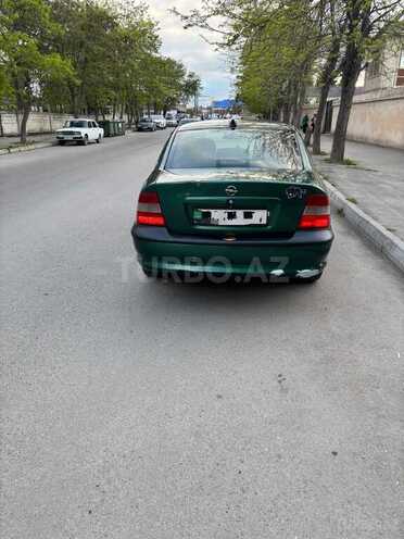 Opel Vectra-2