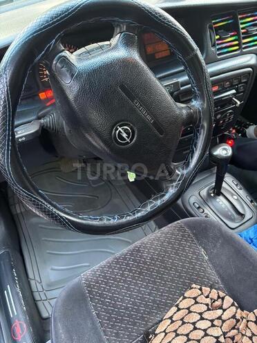 Opel Vectra-3