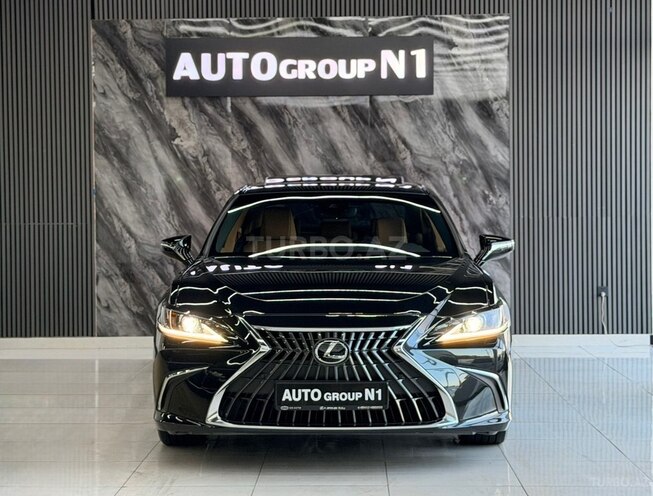 Lexus ES 300h-1