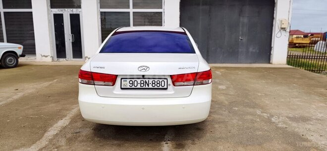 Hyundai Sonata-5