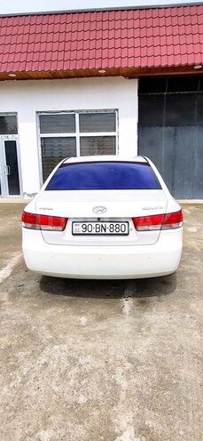 Hyundai Sonata-4