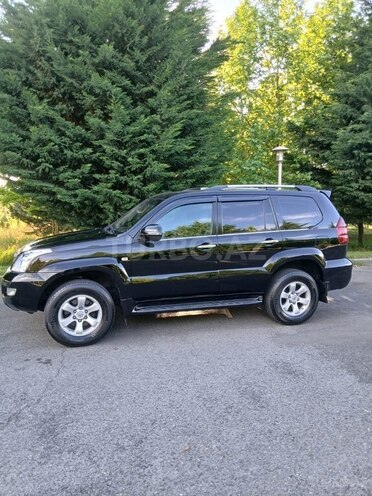 Toyota Land Cruiser Prado-5