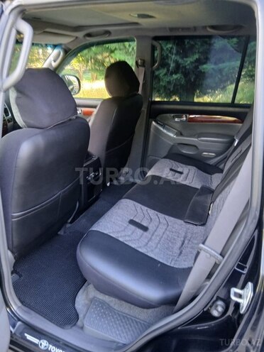 Toyota Land Cruiser Prado-7