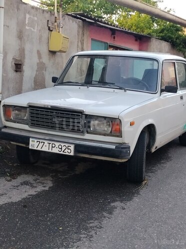 LADA (VAZ) 2107-2
