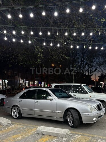 Mercedes E 280-15