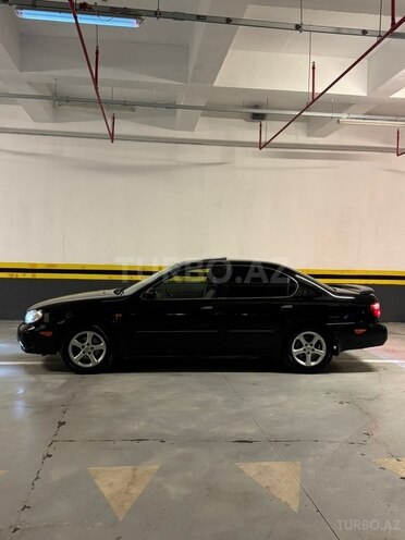 Nissan Maxima-7