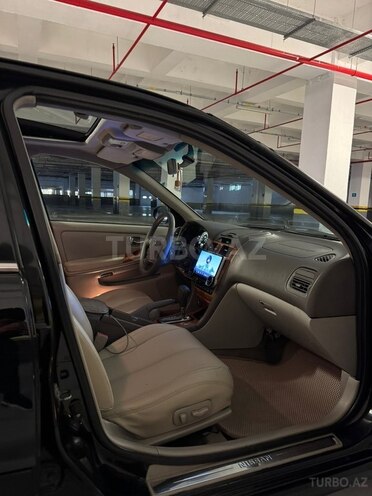 Nissan Maxima-16
