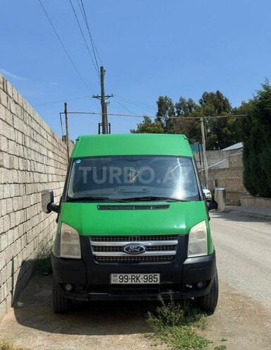Ford Transit-1