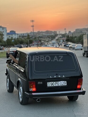 LADA (VAZ) Niva-15