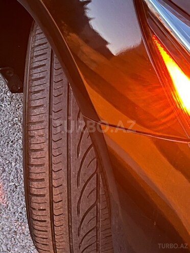 Chevrolet Cruze-19