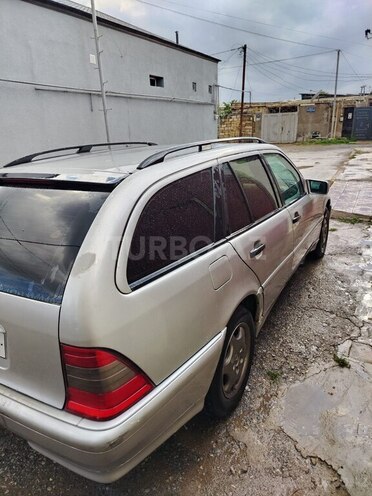 Mercedes C 180-9