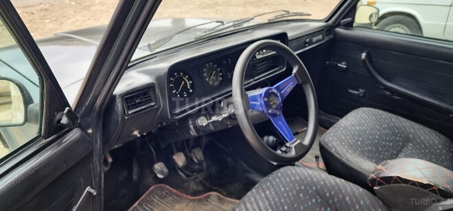 LADA (VAZ) 2107-4