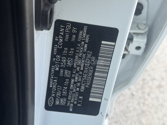 Hyundai Accent-11