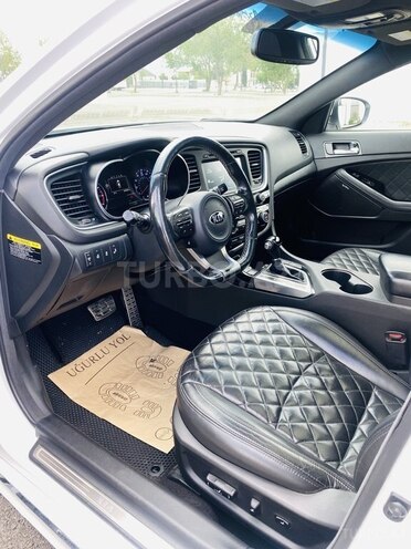 Kia Optima-6