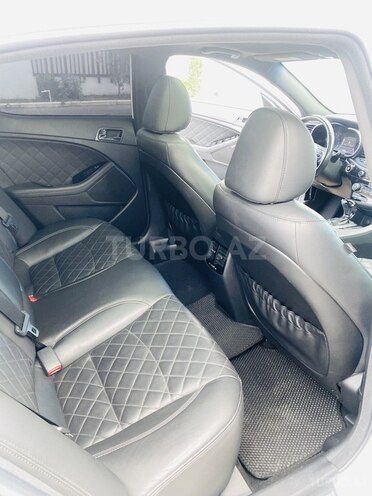 Kia Optima-12