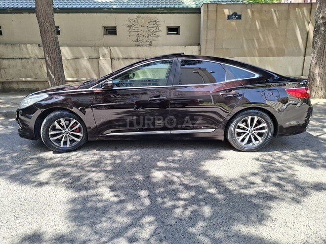 Hyundai Azera-14