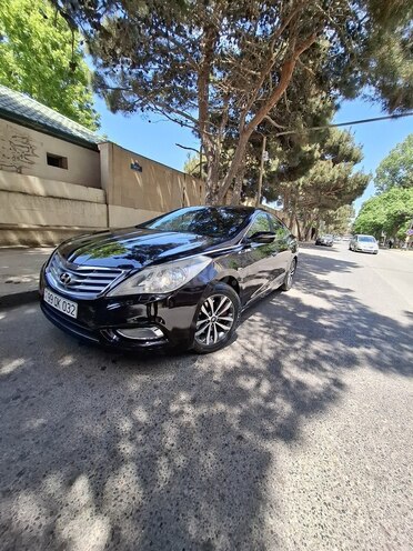 Hyundai Azera-9
