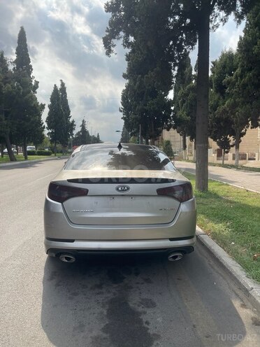 Kia Optima-2