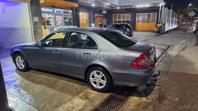 Mercedes E 220-5