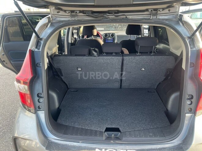 Nissan Note-5
