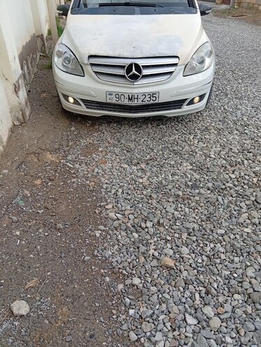 Mercedes B 200-20