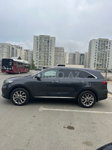Kia Sorento-7