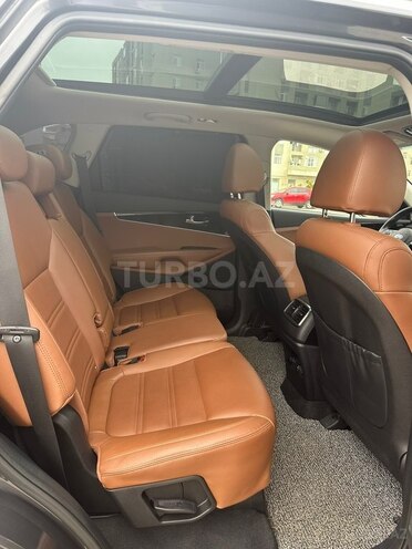 Kia Sorento-15