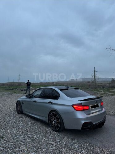 BMW 330-9