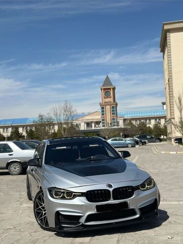 BMW 330-5