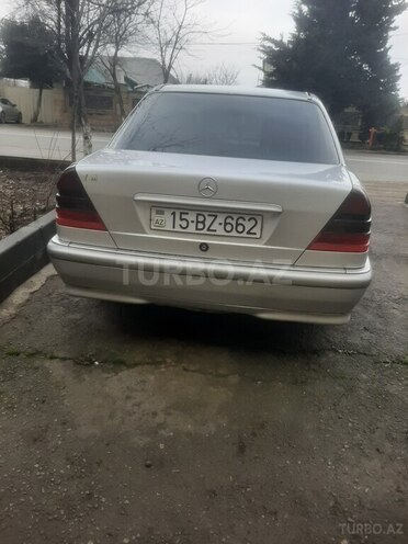 Mercedes C 180-2