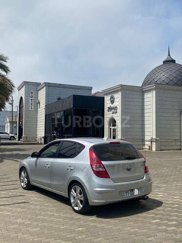 Hyundai i30-2