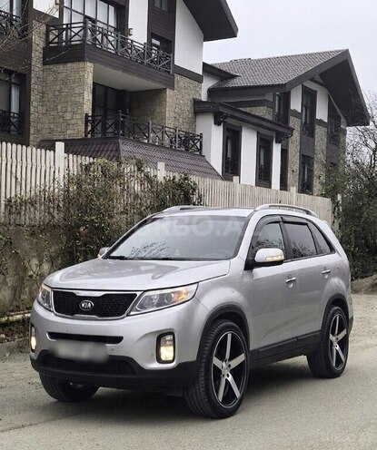 Kia Sorento-1