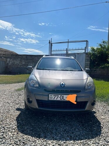 Renault Clio-2