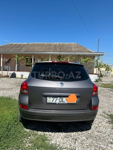 Renault Clio-6