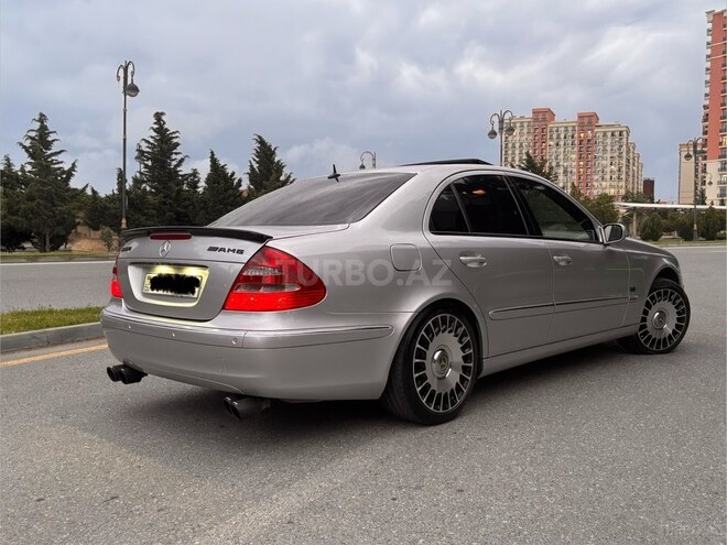 Mercedes E 240-6